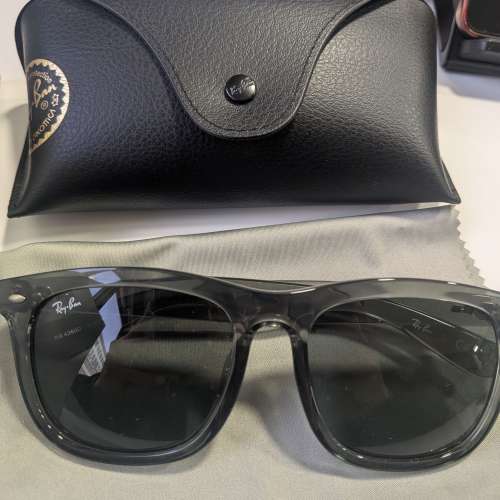 Ray-Ban RB4260D Dark Grey lens 57 size 近全新