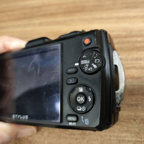 Olympus Tough TG-4 防水相機 Digital Camera