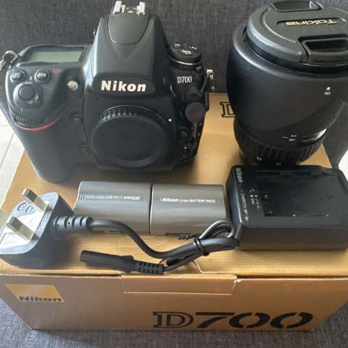 Nikon D700 body battery 2 pack with Tokina 16-50mm F2.8
