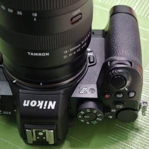 新淨行貨有保 Nikon Z50II 淨機身+SmallRig底座+充電器+原裝2電+JJC2電
