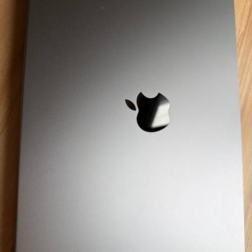 macbook pro 14 - inch 2021 16GB 1TB SSD