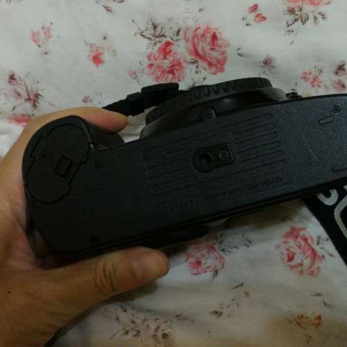 Canon EOS 100