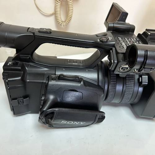 SONY HVR-Z5P專業3 CMOS高清DV攝錄機