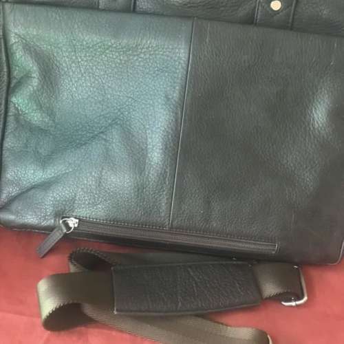 加拿大品牌真皮公事包 手提袋 斜孭袋