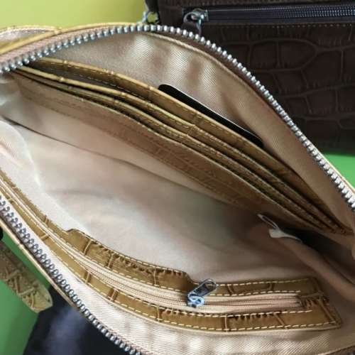 加拿大品牌手提袋斜孭袋手機袋卡包