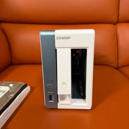 QNAP TS-231P3 NAS 8GB RAM Windows  Mac OS Linux 三系統通用