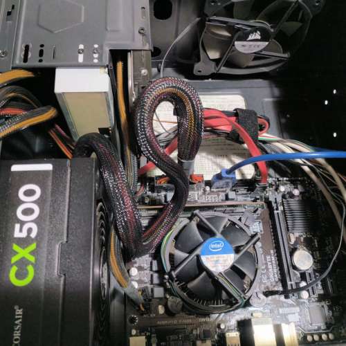 即買即用G4560 / DDR4 8GB/ H110m/ Corsair cx500/ 120GB SSD /GTX650 2GB/ AOC 22...