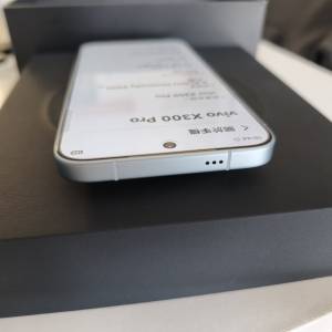 Vivo X300 Pro  16GB / 512GB   藍色機身  香港行貨 全套Full set 連2.35x增距鏡套裝