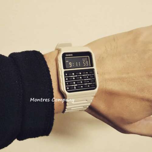 Montres Company 香港註冊公司 (33年老店) 卡西歐 CASIO Data Bank 米色 五年電池...
