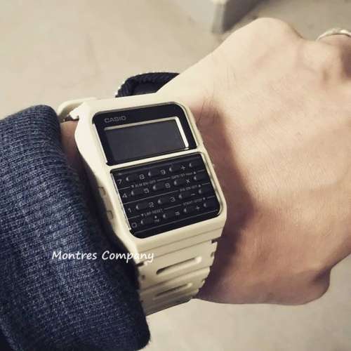 Montres Company 香港註冊公司 (33年老店) 卡西歐 CASIO Data Bank 米色 五年電池...