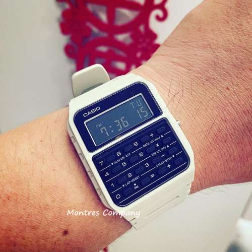 Montres Company 香港註冊公司 (33年老店) 卡西歐 CASIO Data Bank 米色 五年電池...