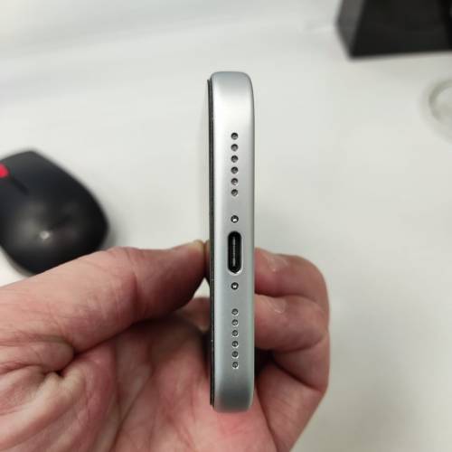 iphone 17 pro max 256 銀色