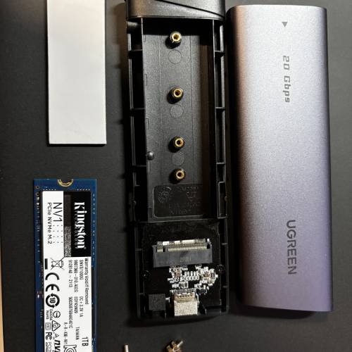 【近全新 99%健康】Kingston 1TB NVMe SSD + UGREEN 20Gbps 硬盤盒 套裝