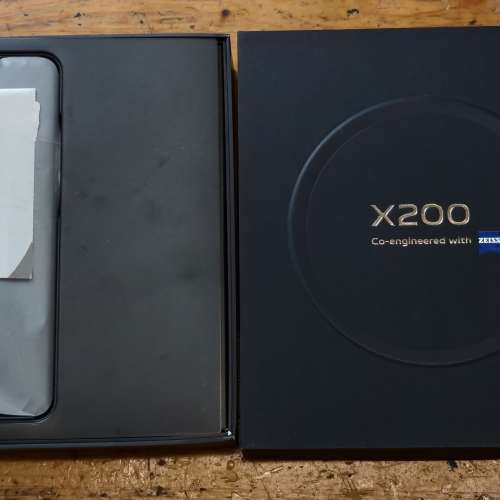 Vivo X200 (not Xiaomi 小米, samsung, 榮耀,oppo),港版行貨 16+512gb 99%新 全套齊...