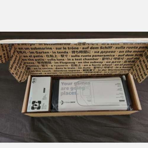 Valve Steam Deck 256GB Handheld Console With CASE | *BRAND NEW