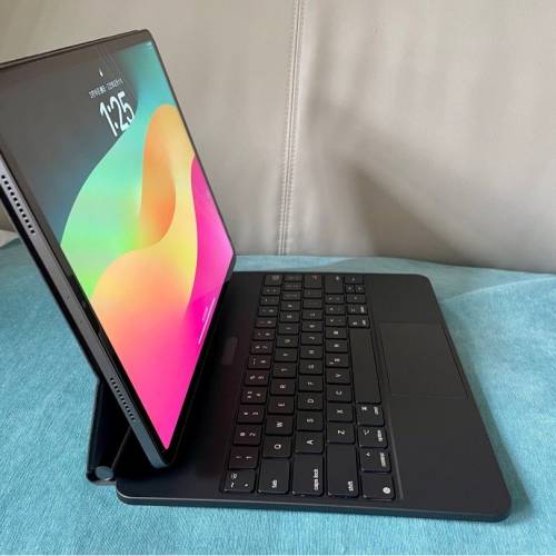 Apple iPad Pro 3rd Gen 11" 2021 M1 256GB Silver WiFi & Cellular 5G Unlocked