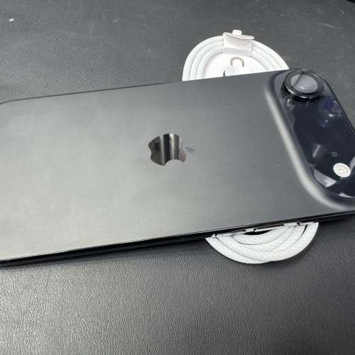 99%New iPhone 17 Air 黑色 Apple保養到2027年2月4日 電池100% 有配件 自用首選超值