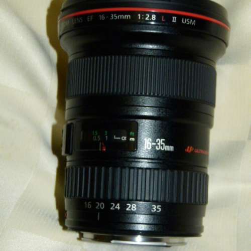 Canon EF16-35mm f2.8 L II USM zoom lens