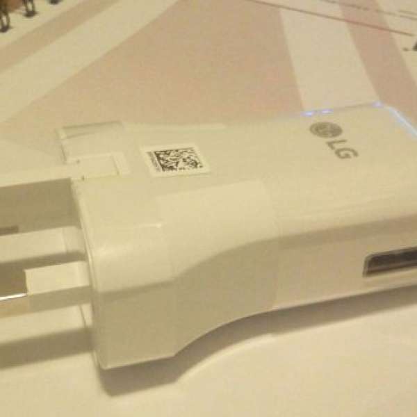 原裝LG快叉Charger(非高仿) 火牛Travel Adapter充電器