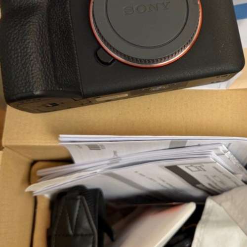 99%新 索尼A7m4機身