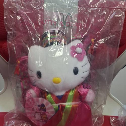 (順豐寄付) 麥當勞McDonald
Hello Kitty & Dear Daniel 韓服結婚公仔Wedding  serie...
