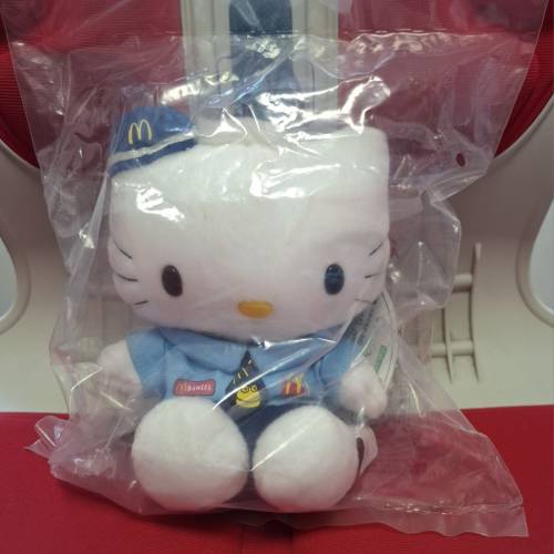 (順豐寄付)麥當勞McDonald's 
Hello Kitty&Daniel 制服公仔 (一對)