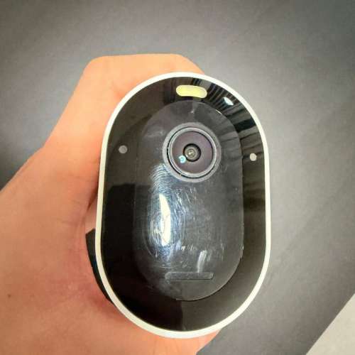 只用1星期 99%新, 送負重支架 Netgear Arlo Pro 5 5S (VMC4060P) 2K HDR 無線網絡攝...