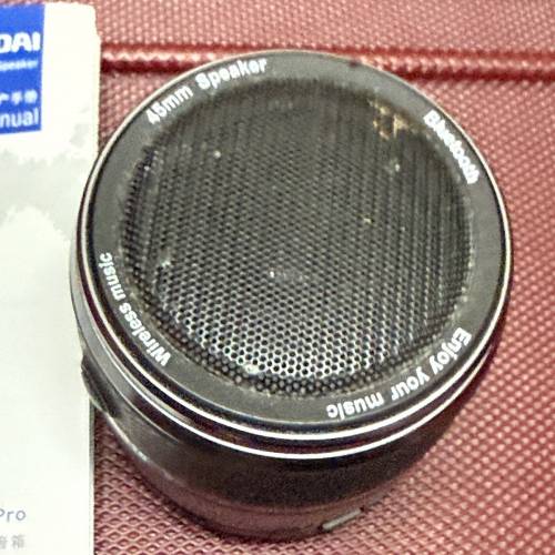 鏡頭型藍牙喇叭 、可接電話及細card 播歌，