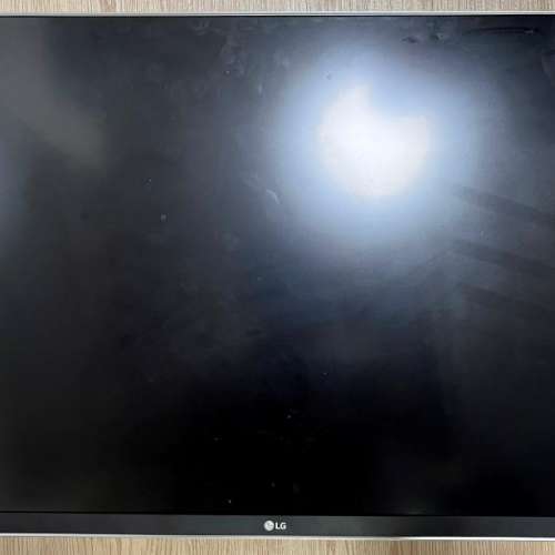 LG 27UD68 4K 顯示器 - 壞 (注意內容)