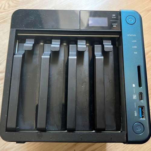 Qnap TS453B  - 壞 (注意內容)
