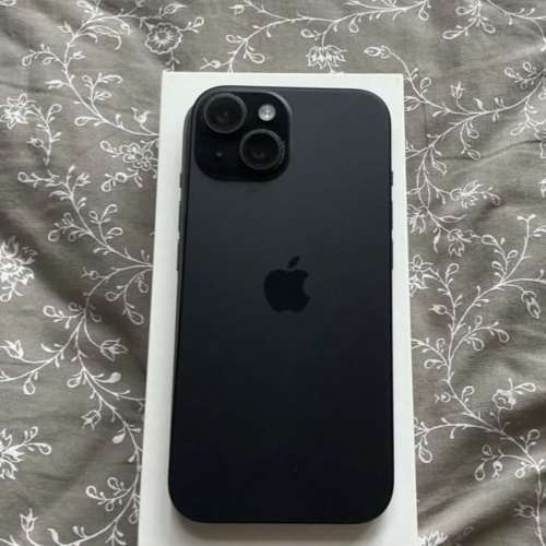 iPhone 15 256gb,港行雙卡極新，冇修冇拆，所有原裝，電池健康度80，有貼有套，全套...