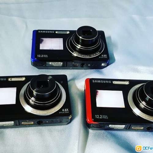 Samsung ST 550 雙屏相機