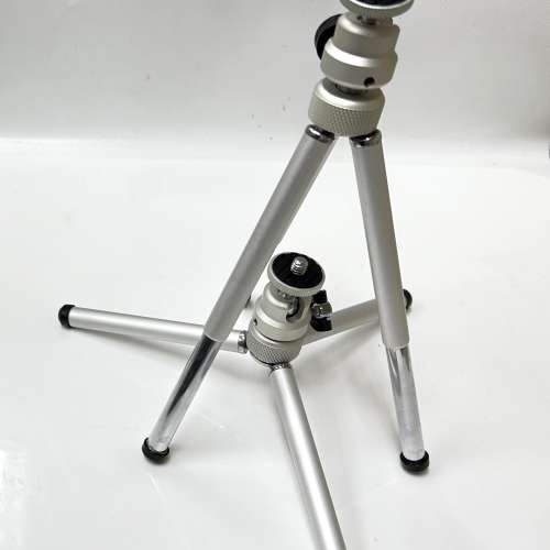 輕便腳架仔 (兩支)