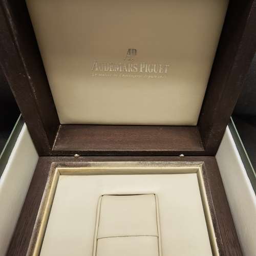 正品 Audemars Piguet (AP) 原廠木製錶盒 (YBX0033)