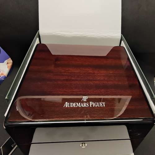 正品 Audemars Piguet (AP) 原廠木製錶盒 (YBX0033)