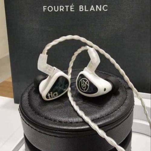 64 audio fourte blanc&nbsp;+ Fiio qx13