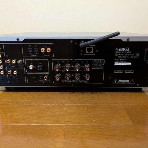 YAMAHA R-N803 擴音機