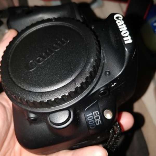 100d 九成新,超級平， 24mm人像鏡頭,影人一流