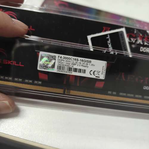 GSKILL DDR4 3000 C16 16GB X 2 共32GB