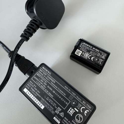 Sony 充電器ACC-TRW 二手新淨BC-TRW battery charger 連原廠fw50 電池