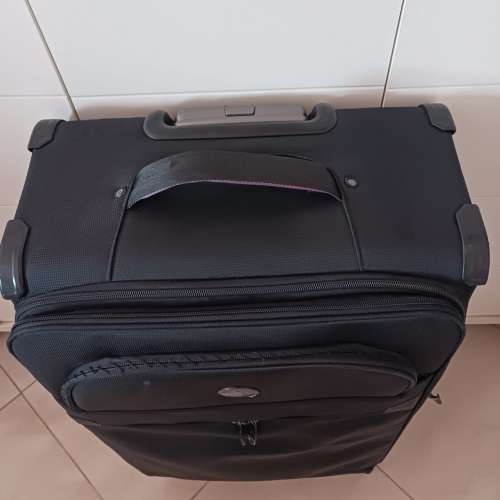 Hallmark Design Collection 24 吋旅行喼/ 行李箱 24 inch suitcase / baggage / l...