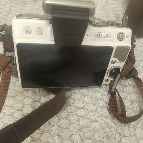 Olympus E-PL3 (PEN lite)