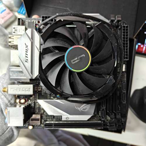 I7 8700K + ROG STRIX Z370-I GAMING + CRYORIG ITX 散熱