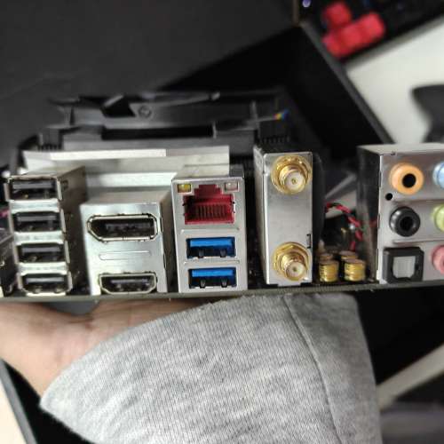 I7 8700K + ROG STRIX Z370-I GAMING + CRYORIG ITX 散熱