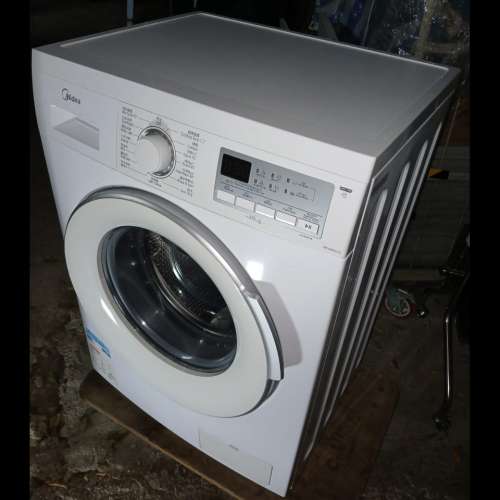 8成新Media美的慳位纖薄洗衣機