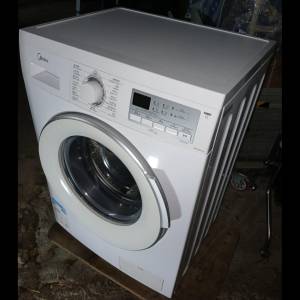 8成新Media美的慳位纖薄洗衣機