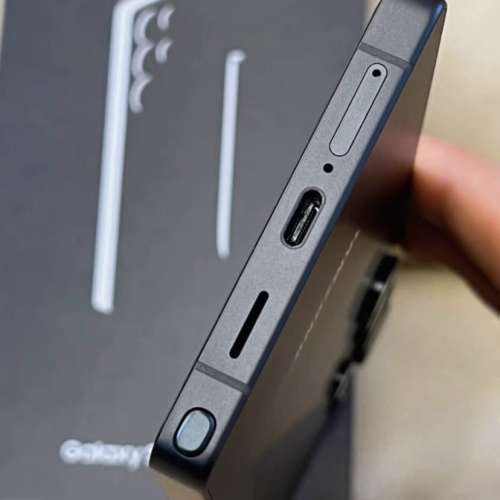 Brand New Samsung S25 ultra 12 + 512G