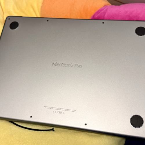 [95% NEW] Apple MacBook Pro M1 Pro Sliver 14 inch (16GB Ram 512GB SSD)