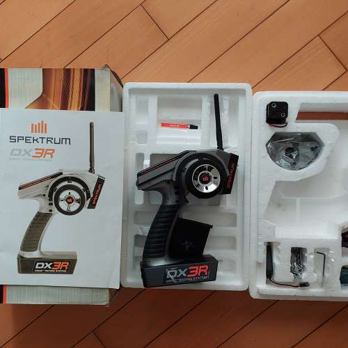 PHI Cyclone TC 1/10 碳纖維底盤遙控車