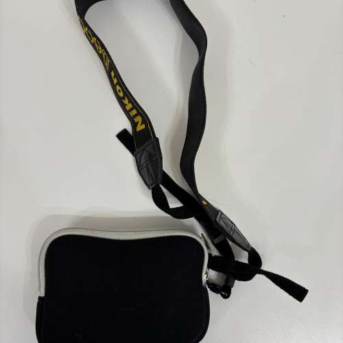 80%新 Sony RX100M5A (RX100 VA) 連2粒原廠電池（送套及Nikon相機帶）